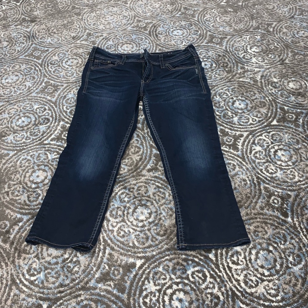 Silver capri’s ‘suki’